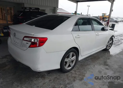 2012 Toyota Camry Se z USA, uszkodzony, nr VIN 4T1BF1FK2CU522093